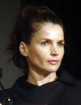 Julia Ormond