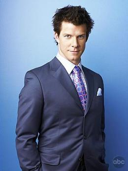 Eric Mabius