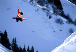 Snowboarder